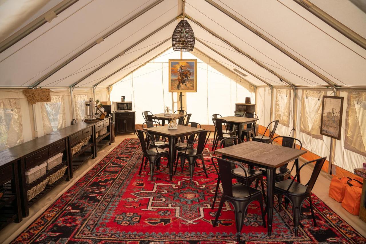 Dreamcatcher Tipi Hotel Гардинър Екстериор снимка